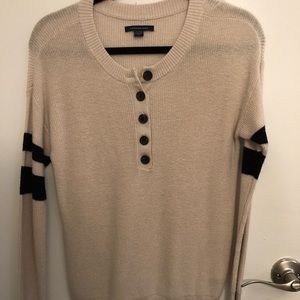 American Eagle XS Sweater